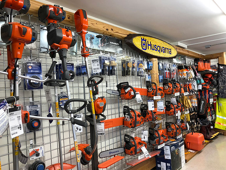 Chainsaws